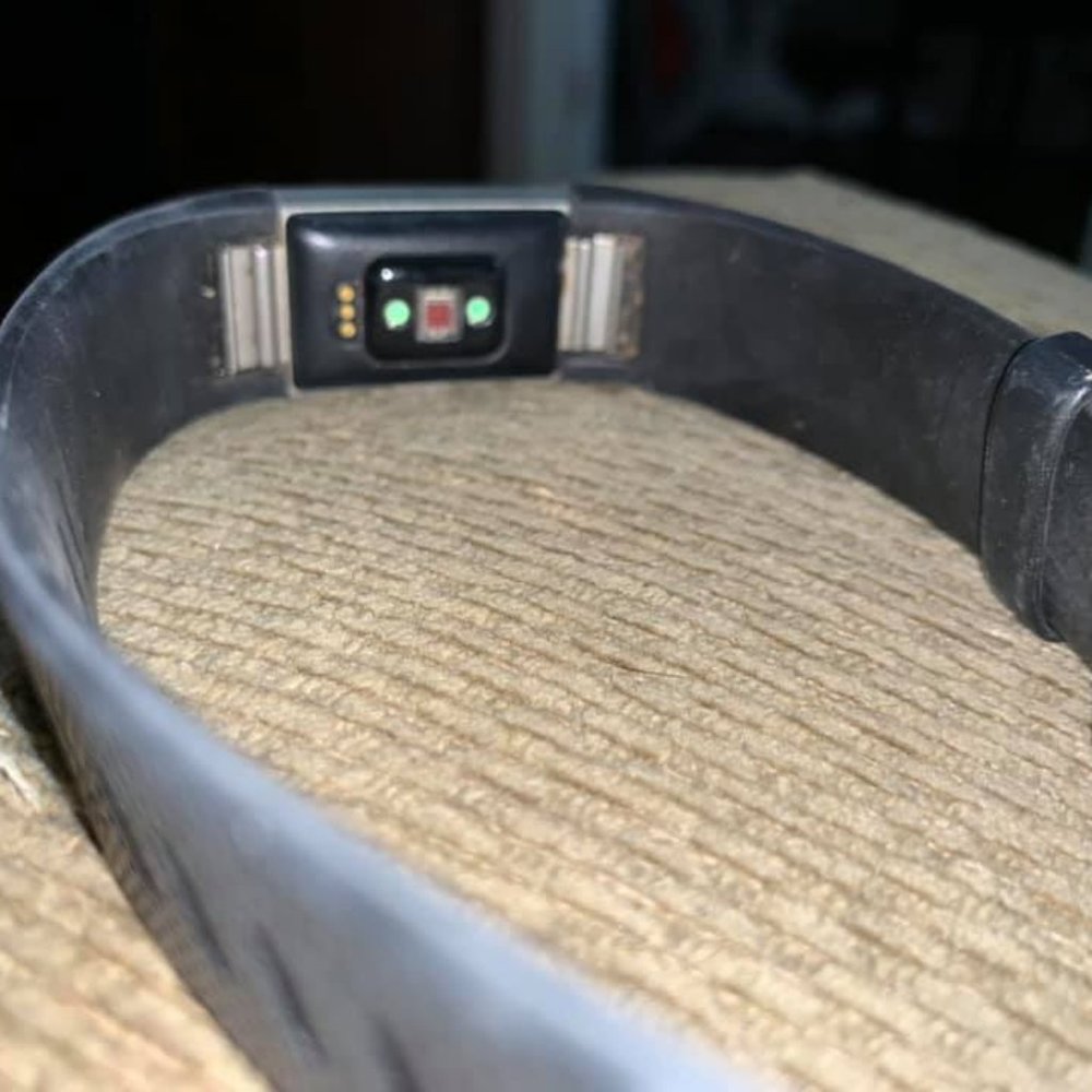 Fitbit Charge - Picture 2 of 2